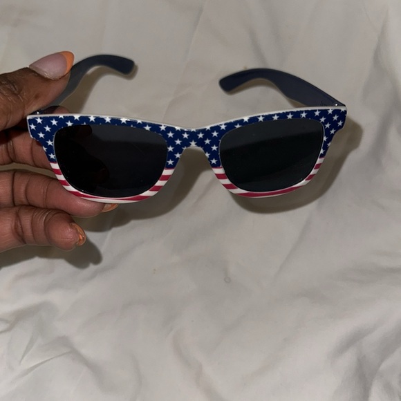 LOT sale: toddler sunglasses (5 pairs) - Picture 3 of 8